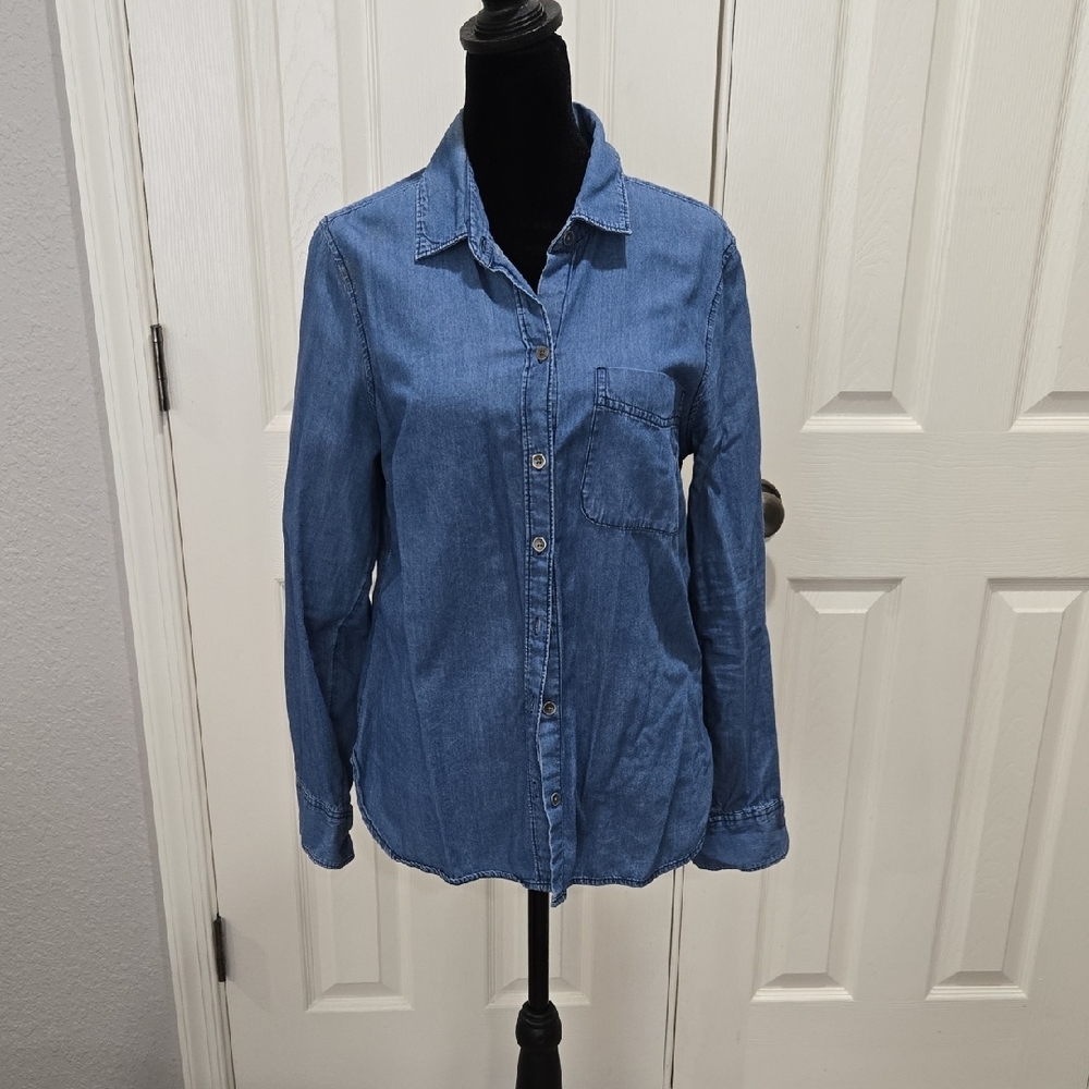 Women's Denim Button-Up Shirt